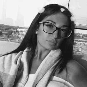 Meet your Posher, Katrina